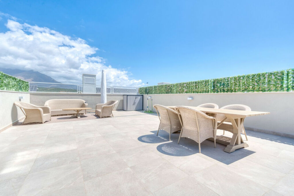 Penthouse Estepona Málaga - image 4