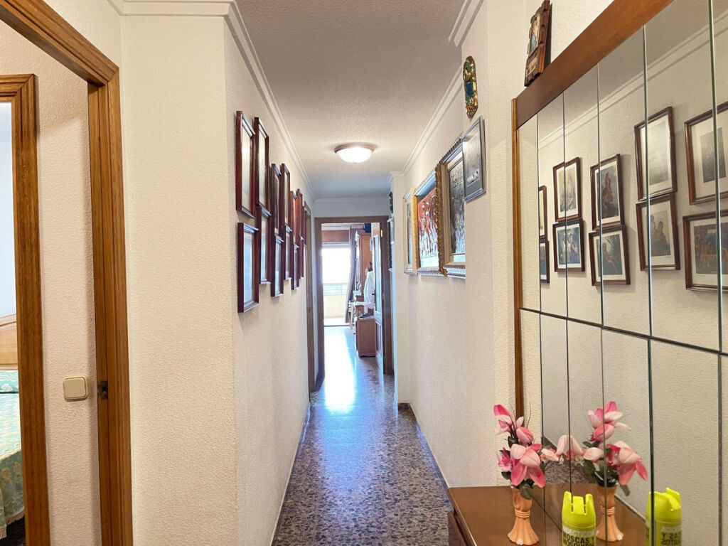 Middle Floor Apartment Calpe Alicante - image 4