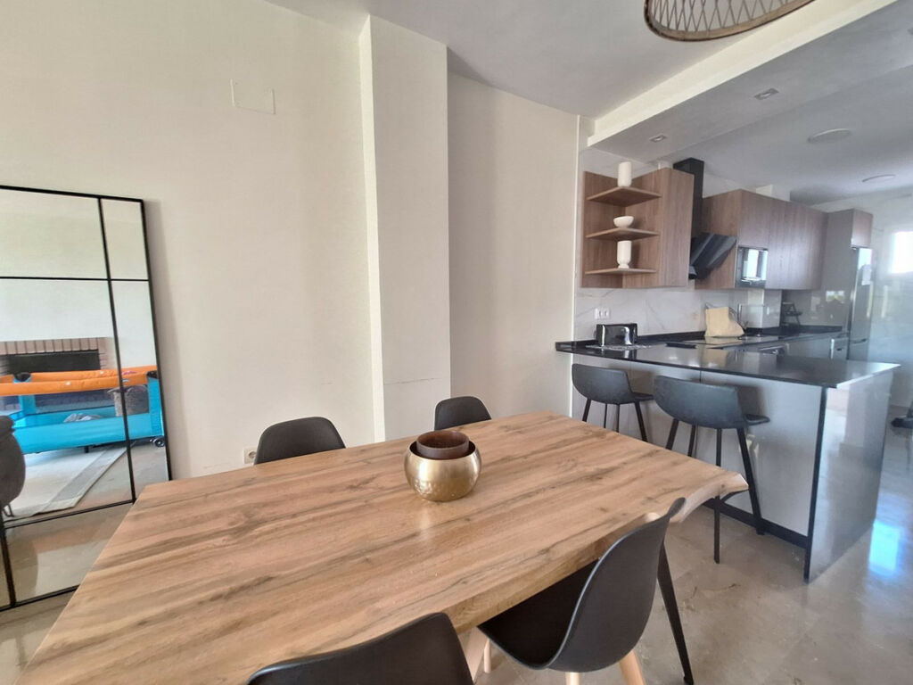 Ground Floor Apartment La Duquesa Málaga - image 9