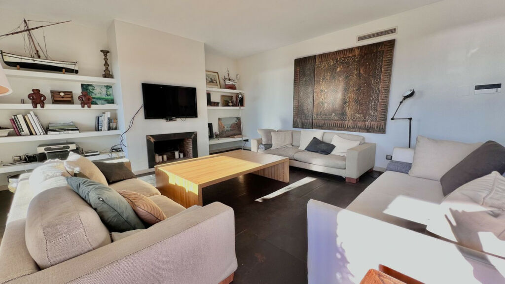 Penthouse Duplex Sierra Blanca Málaga - image 4