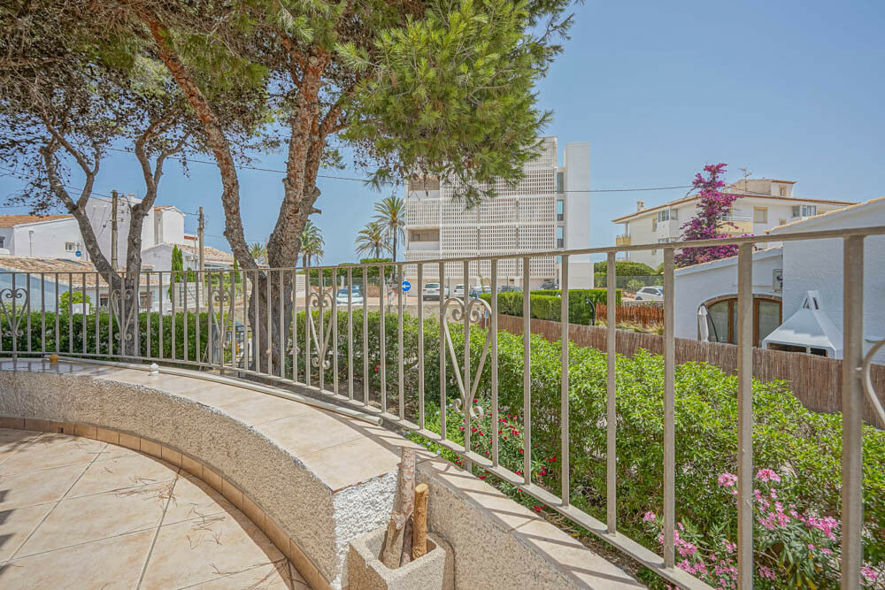 Detached Villa Javea Alicante - image 4