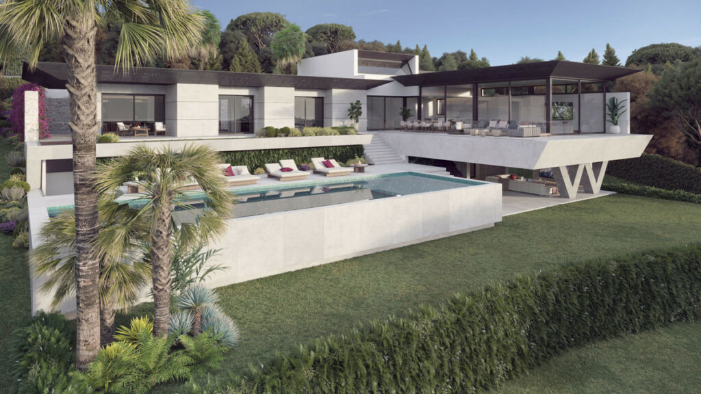 Detached Villa Nueva Andalucía Málaga - image 4