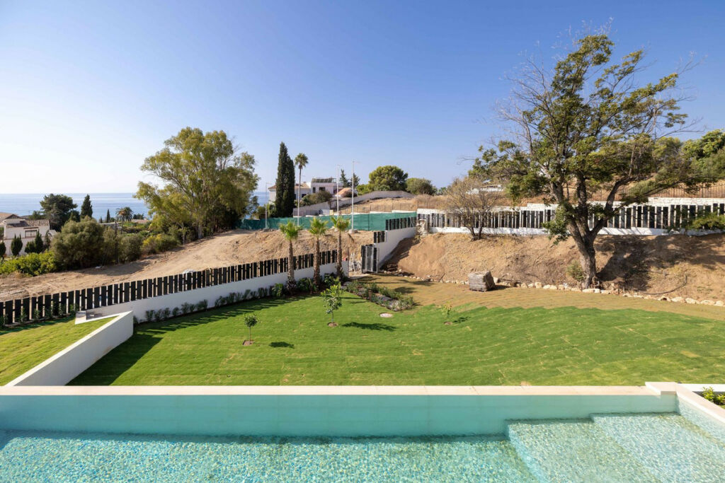 Detached Villa Benalmadena Málaga - image 4