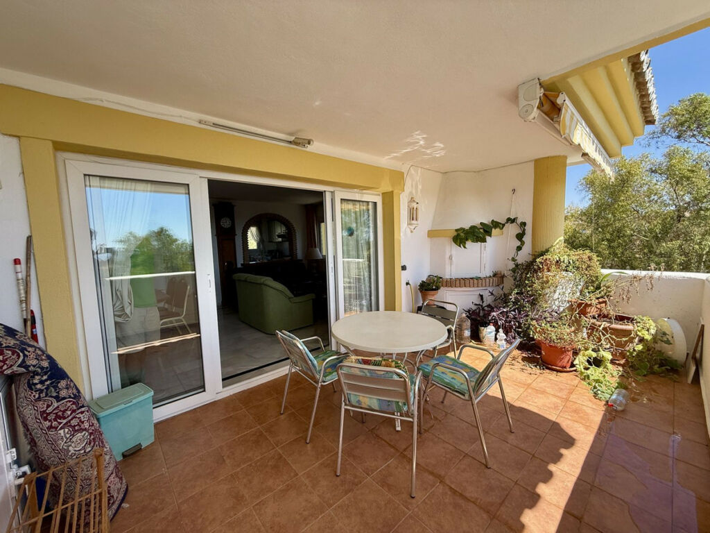 Penthouse Calahonda Málaga - image 4