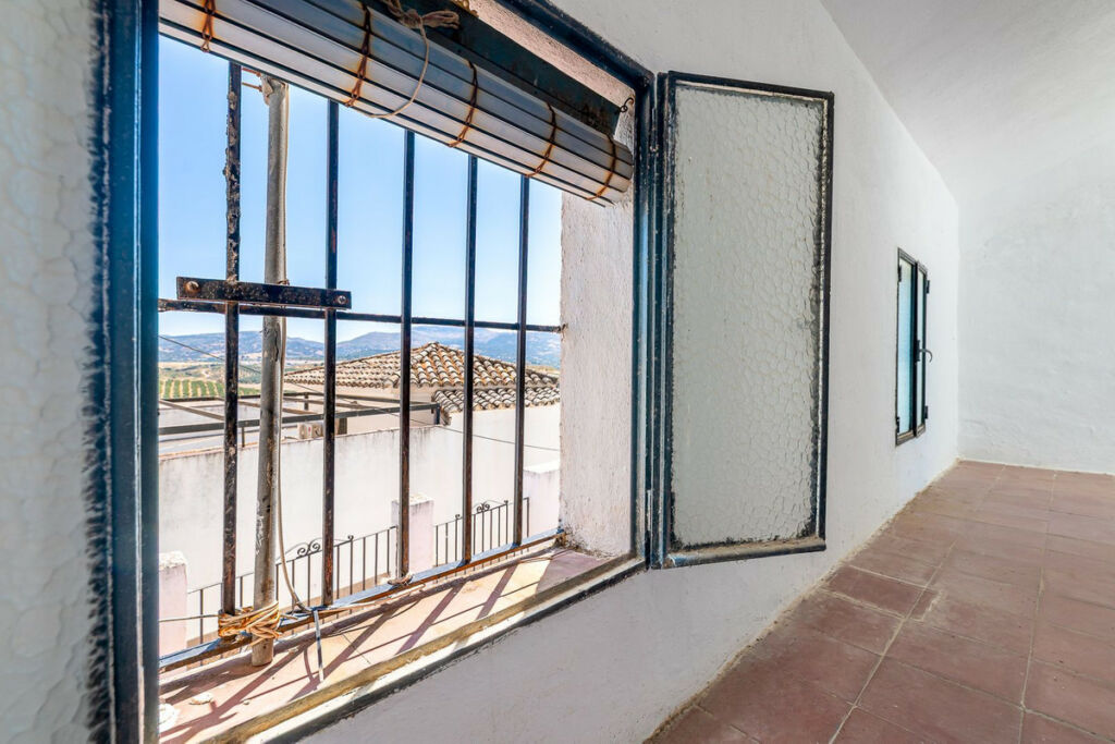 Townhouse Ronda Málaga - image 4
