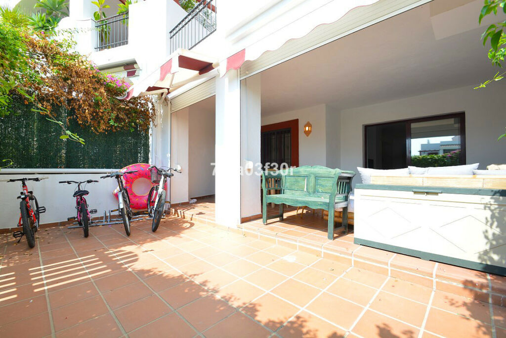 Ground Floor Apartment San Pedro de Alcántara Málaga - image 4