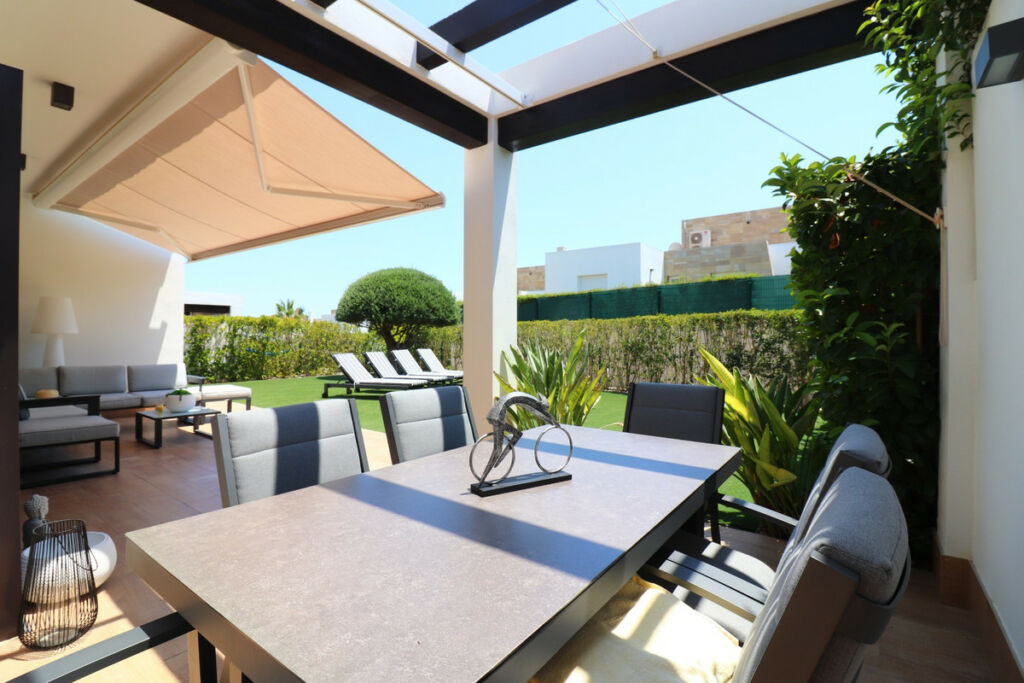 Detached Villa Algorfa Alicante - image 4