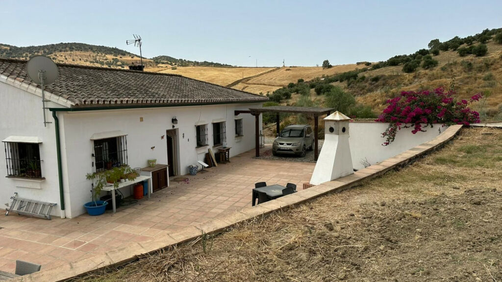 Detached Villa Alora Málaga - image 4