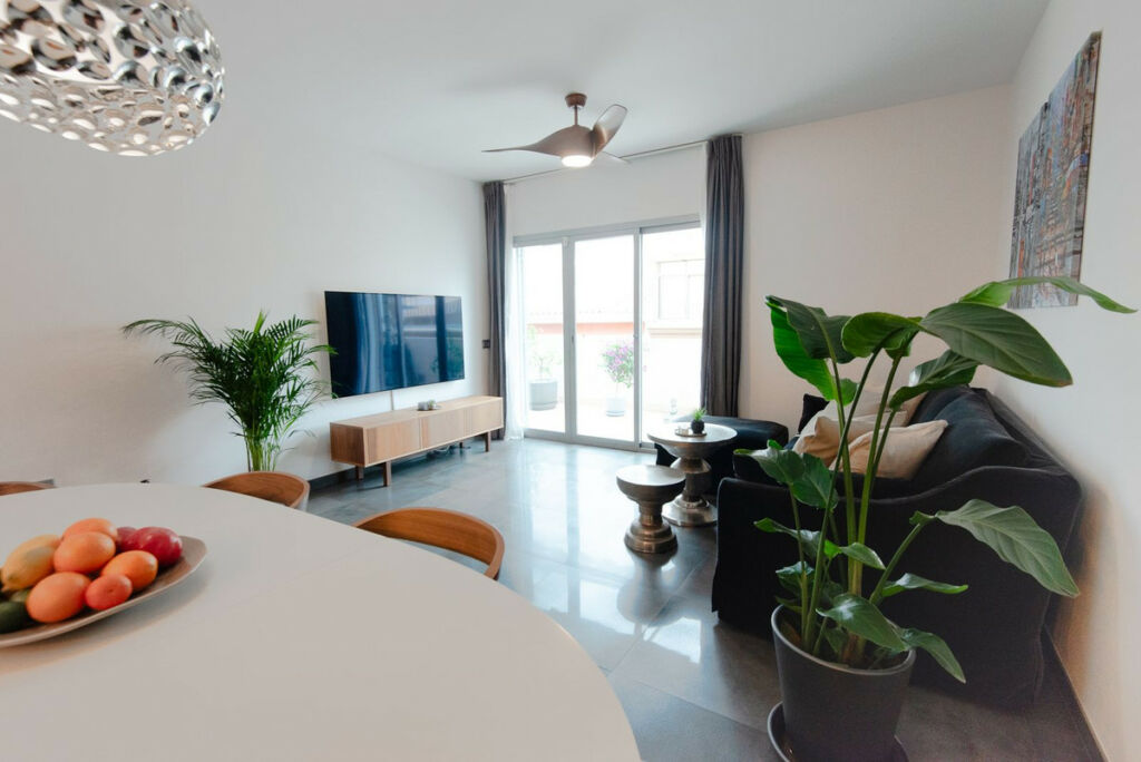 Top Floor Apartment Fuengirola Málaga - image 4