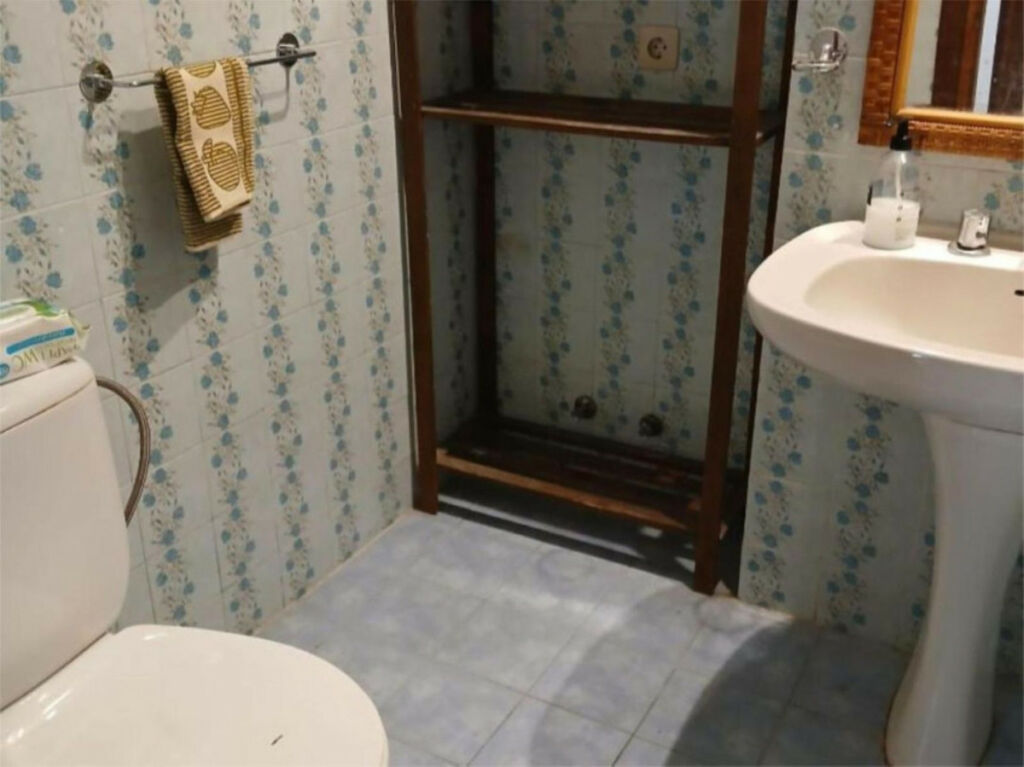 Middle Floor Apartment Marbella Málaga - image 4