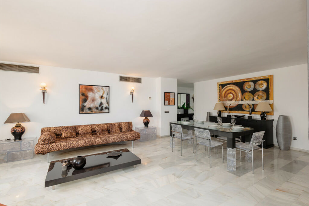 Penthouse Puerto Banús Málaga - image 4