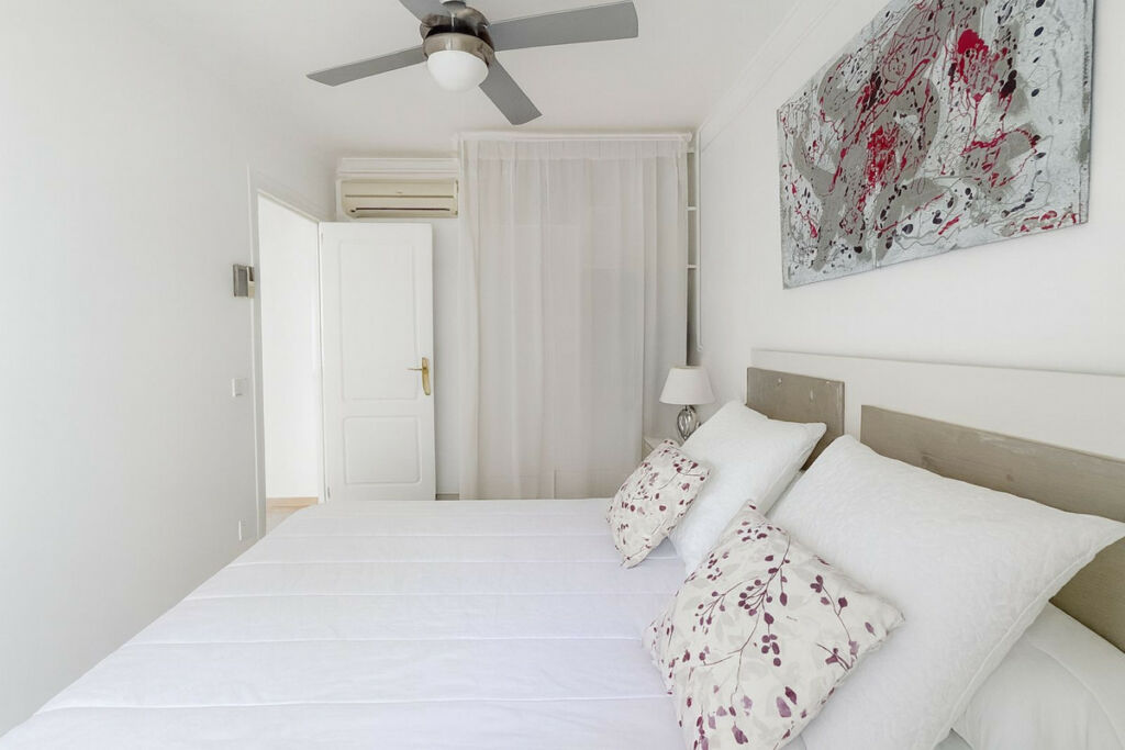 Ground Floor Apartment New Golden Mile Málaga - image 4
