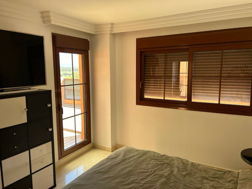 Penthouse Benahavís Málaga - image 4