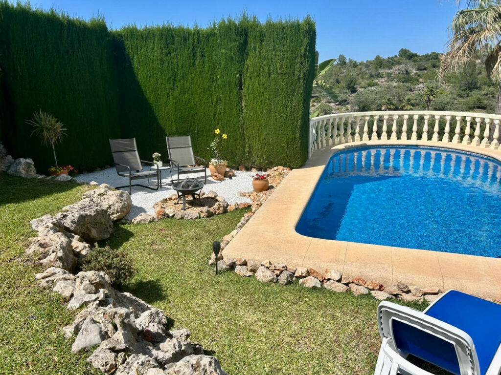 Detached Villa Rafol de Almunia Alicante - image 4