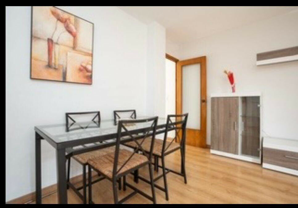 Middle Floor Apartment Torrevieja Alicante - image 4