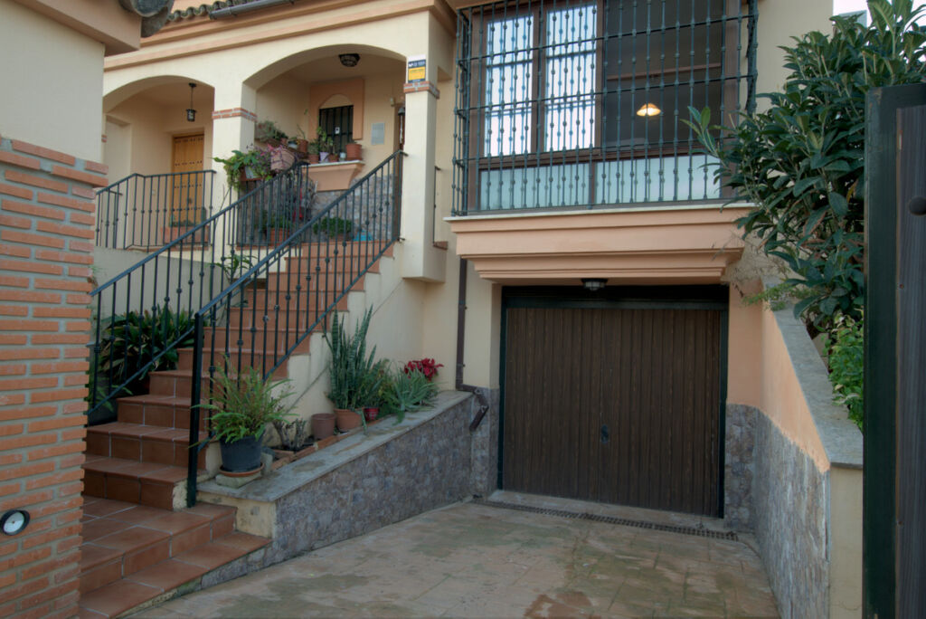 Townhouse Alhaurín de la Torre Málaga - image 4