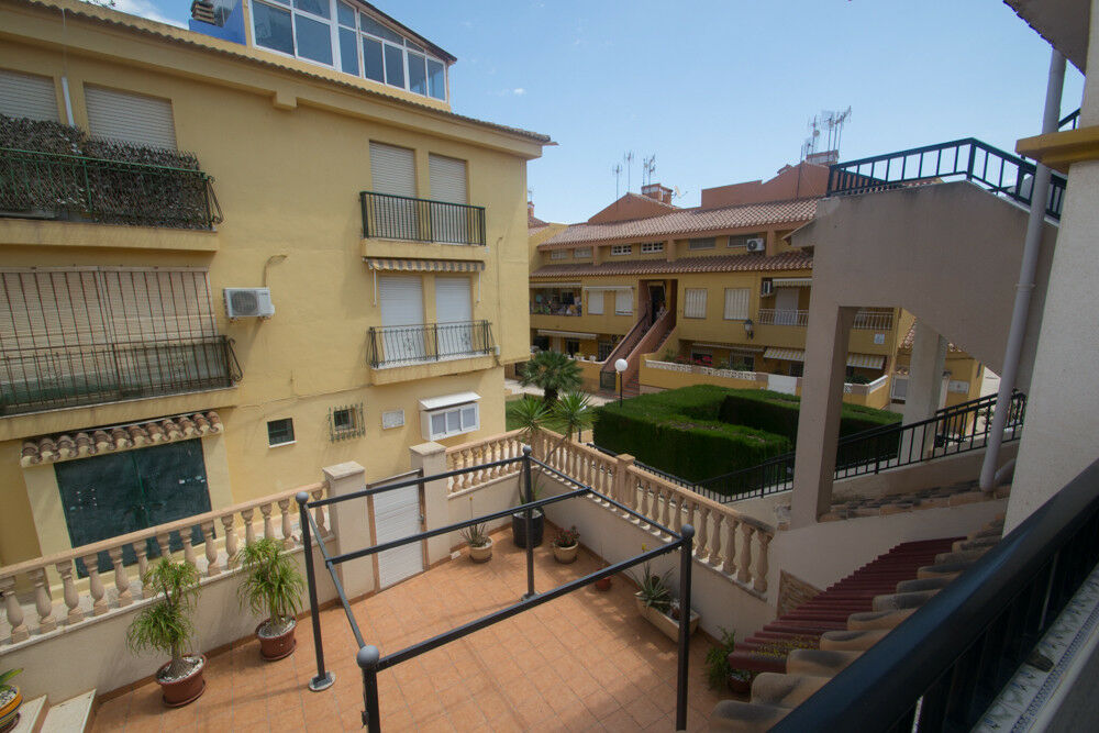 Middle Floor Apartment Mar Azul Alicante - image 4