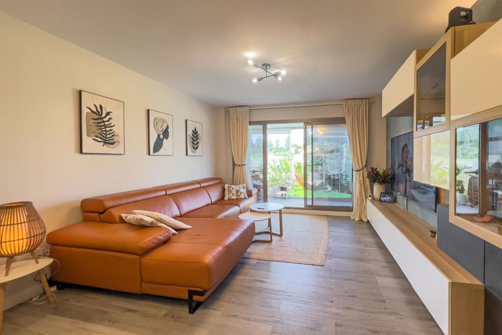 Ground Floor Apartment El Chaparral Málaga - image 4