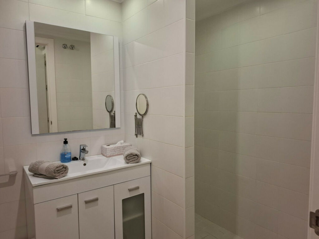 Middle Floor Apartment Fuengirola Málaga - image 16