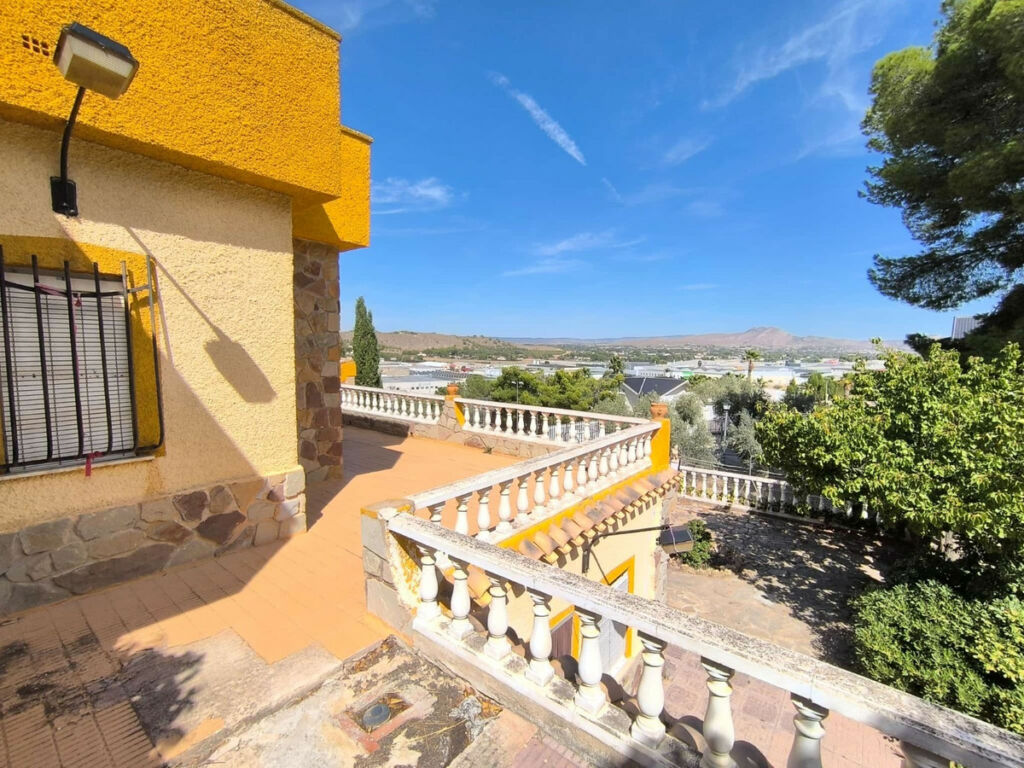 Detached Villa Yecla Murcia - image 4