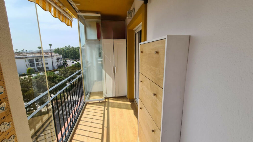 Middle Floor Apartment Mijas Golf Málaga - image 4