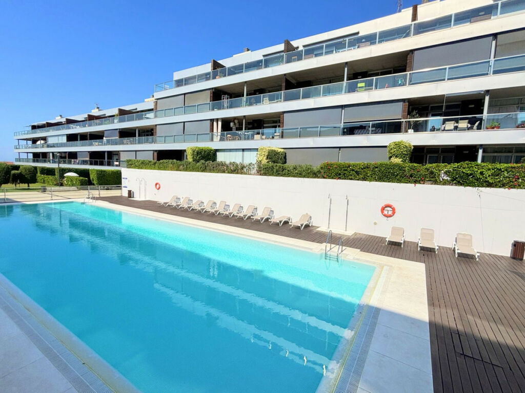 Penthouse La Duquesa Málaga - image 4