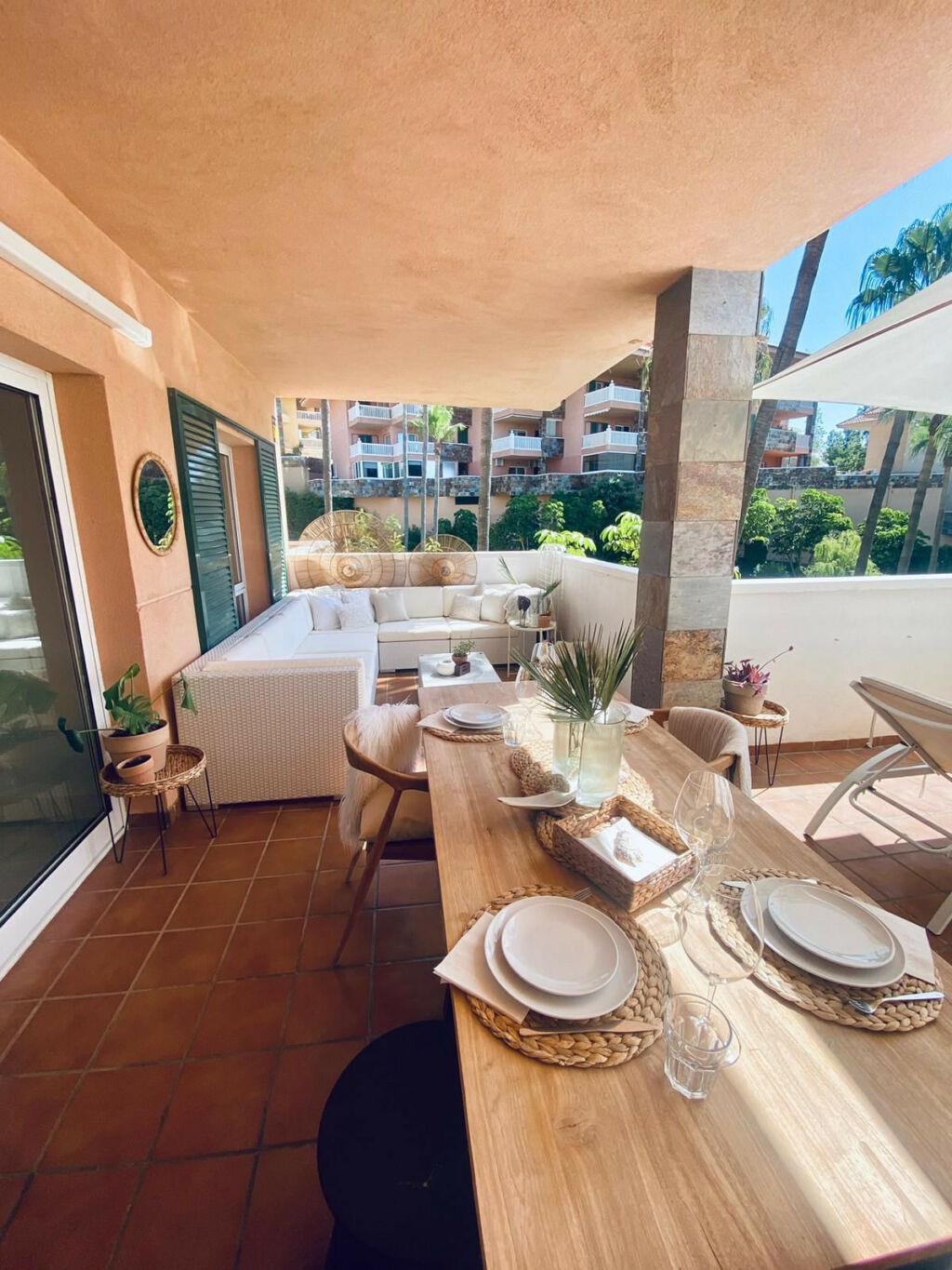 Middle Floor Apartment Higueron Málaga - image 4