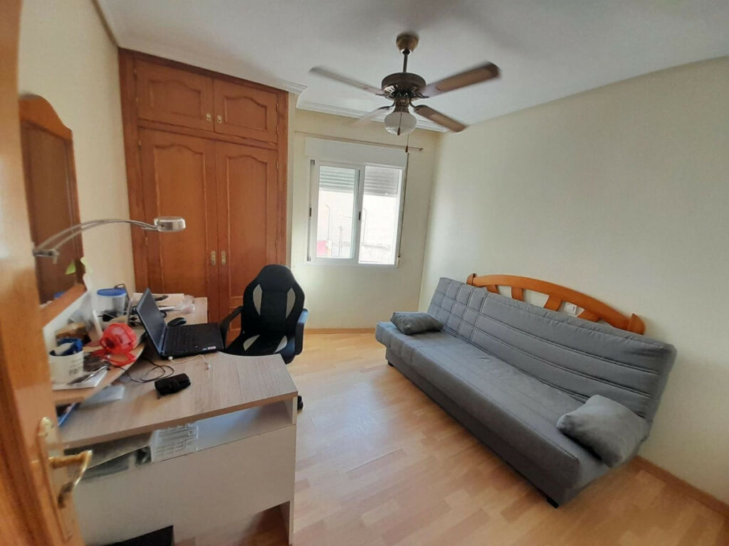 Middle Floor Apartment Puerto de Mazarrón Murcia - image 4