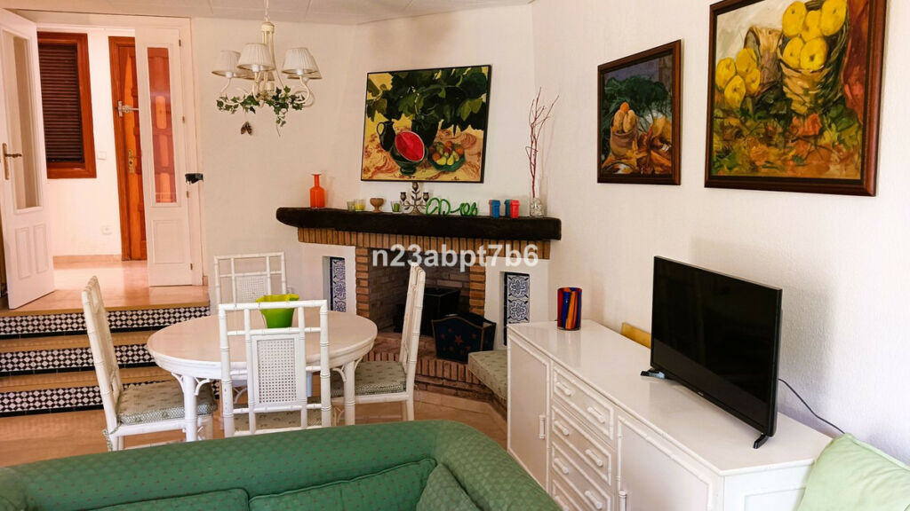 Ground Floor Apartment Nueva Andalucía Málaga - image 4