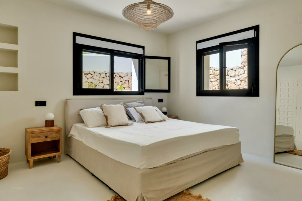Detached Villa Benissa Alicante - image 4