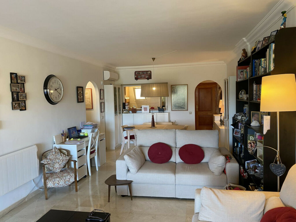 Middle Floor Apartment Mijas Málaga - image 4
