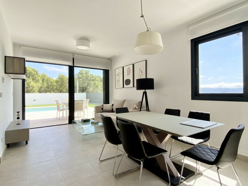 Detached Villa La Campaneta Alicante - image 4