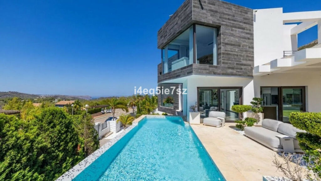 Detached Villa Javea Alicante - image 4