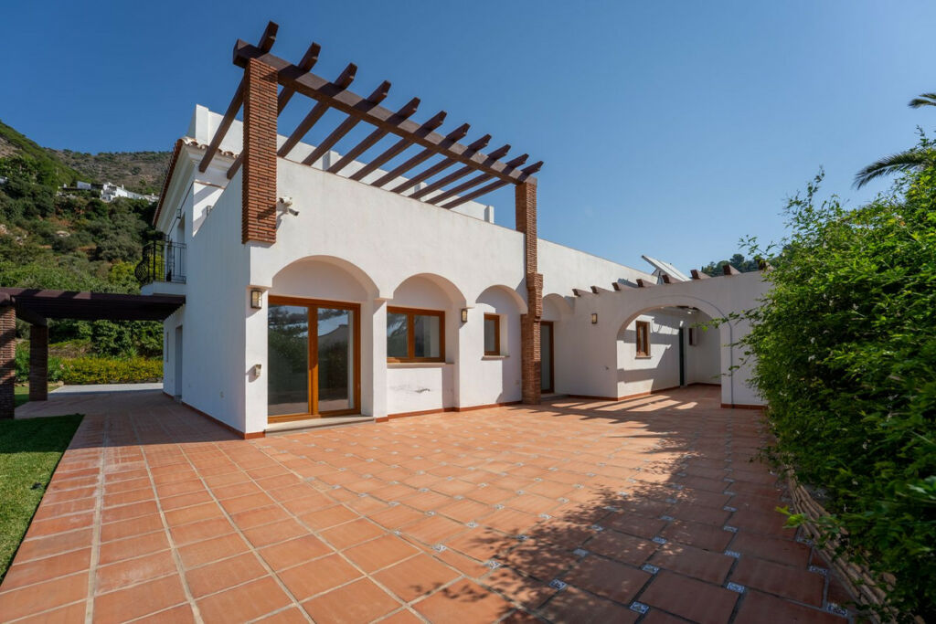 Detached Villa Mijas Málaga - image 40