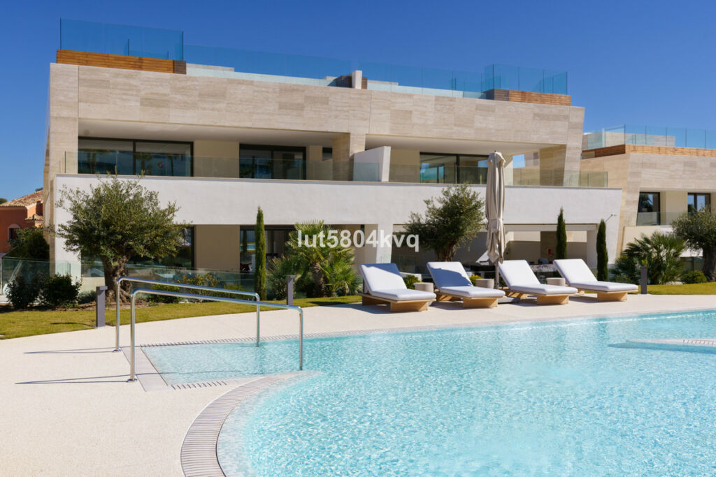 Ground Floor Apartment The Golden Mile Málaga - image 40