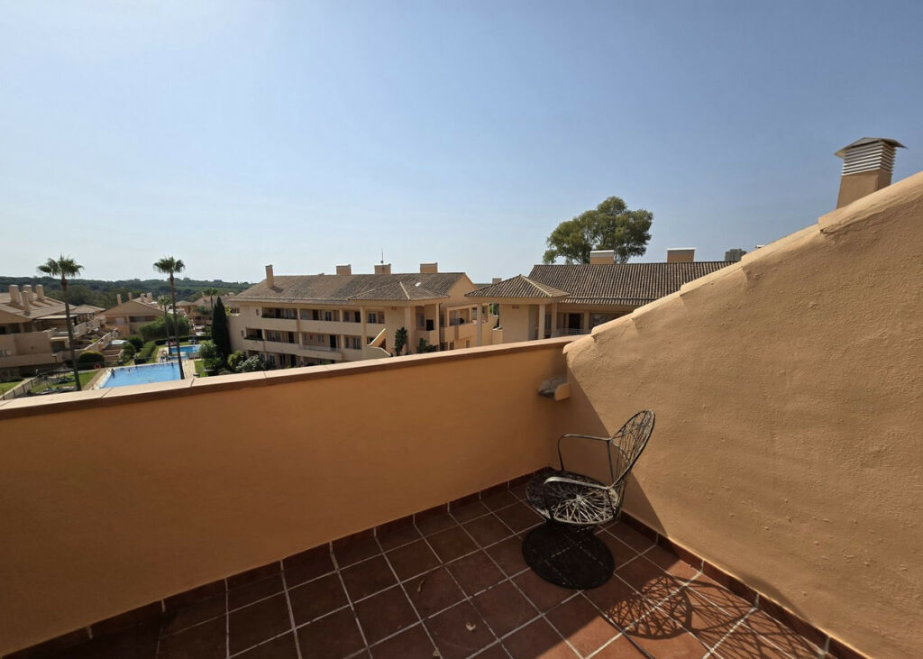 Penthouse Elviria Málaga - image 40