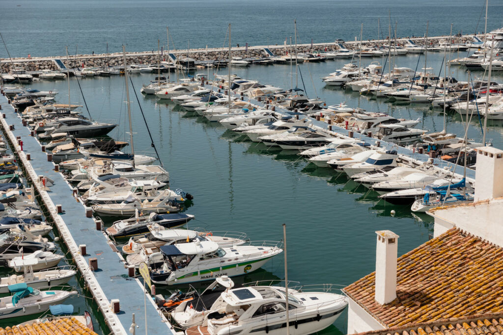 Middle Floor Apartment Puerto Banús Málaga - image 40