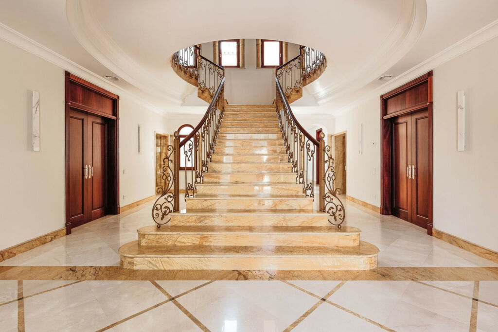 Detached Villa Marbella Málaga - image 42