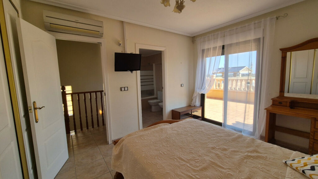 Detached Villa Orihuela Alicante - image 40