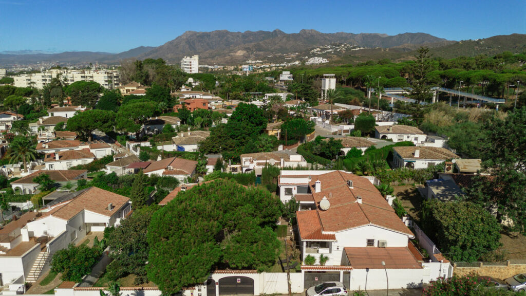 Detached Villa Costabella Málaga - image 40