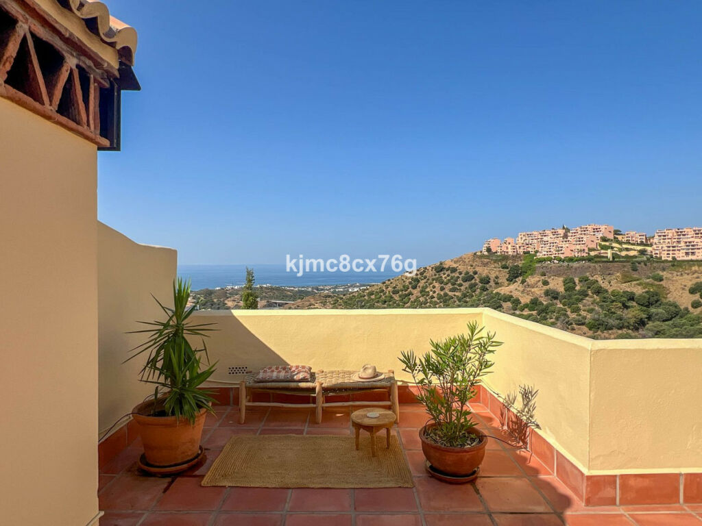 Penthouse Calahonda Málaga - image 41