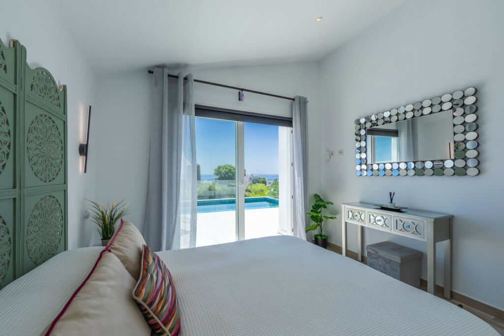 Detached Villa Estepona Málaga - image 41