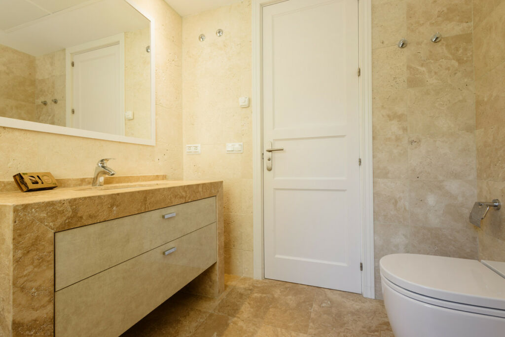 Middle Floor Apartment Elviria Málaga - image 41