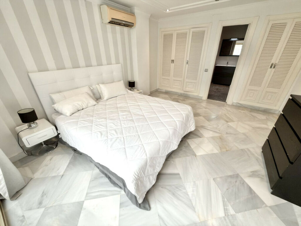 Duplex Puerto Banús Málaga - image 40