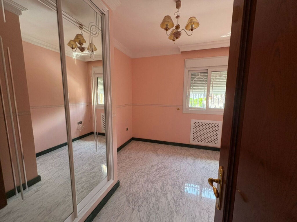 Detached Villa Alhaurín de la Torre Málaga - image 17