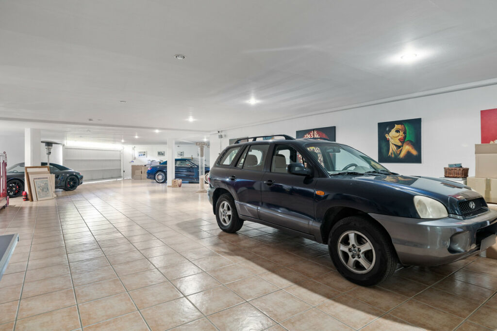 Detached Villa Nueva Andalucía Málaga - image 41
