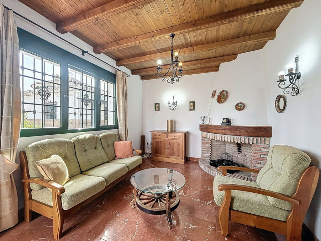 Detached Villa La Viñuela Málaga - image 41