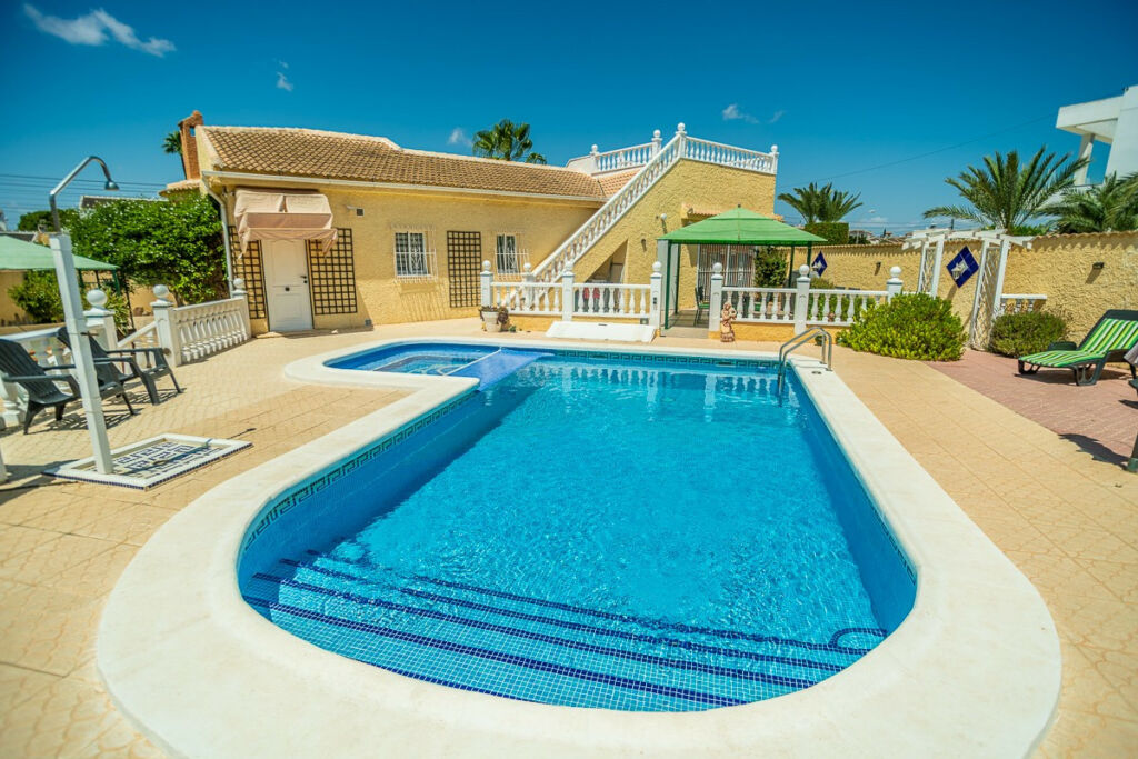 Detached Villa La Siesta Alicante - image 42