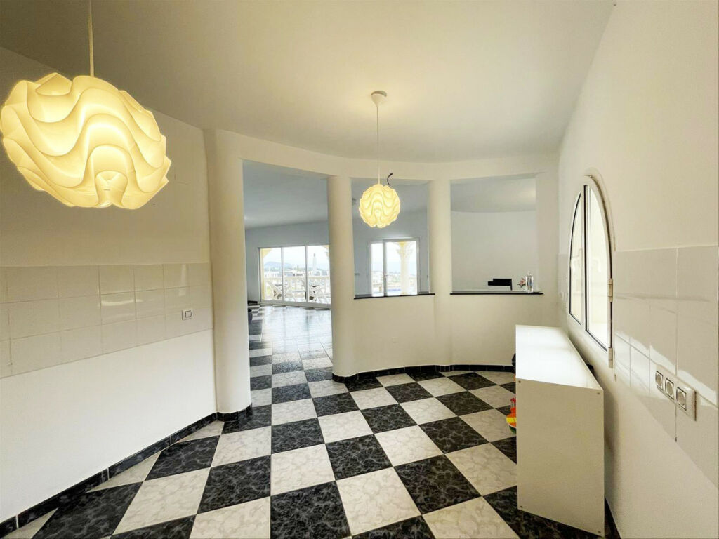 Detached Villa Calpe Alicante - image 42