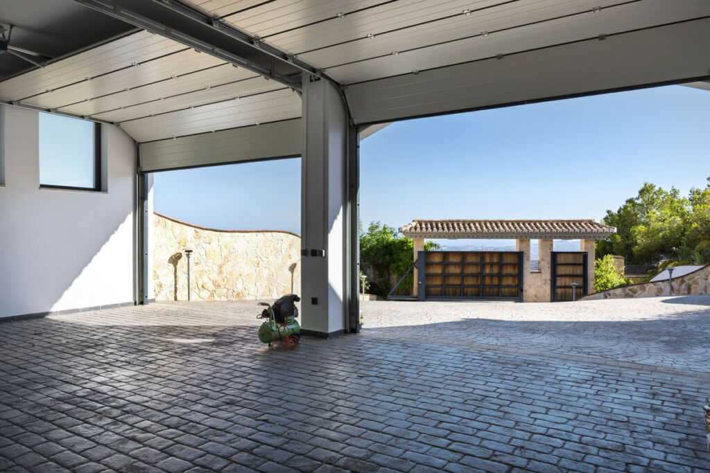 Detached Villa Mijas Málaga - image 42